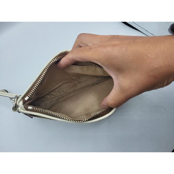 Coach Wristlet Wallet Great Condition Preowned -Brown - Picture 7 of 11